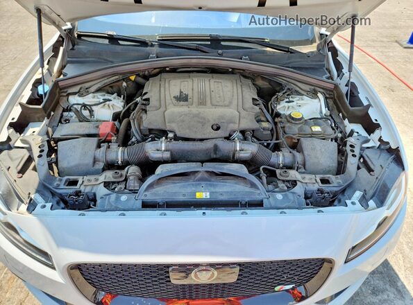 SADCM2BV2HA889318 2017 JAGUAR F-PACE White Вид підкапотного простору
