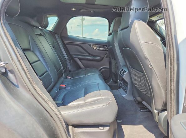 SADCM2BV2HA889318 2017 JAGUAR F-PACE White Вид задньої частини салону