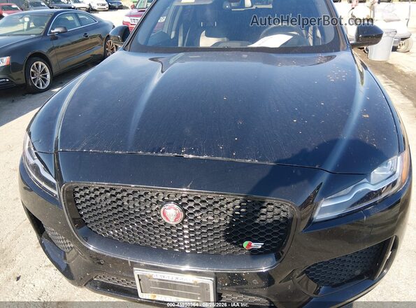 SADCM2FV0JA329975 2018 JAGUAR F-PACE Black წინა ხედი