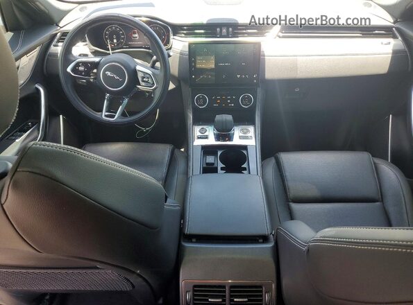 SADCT2EX3RA736030 2024 JAGUAR F-PACE White Vista del salpicadero