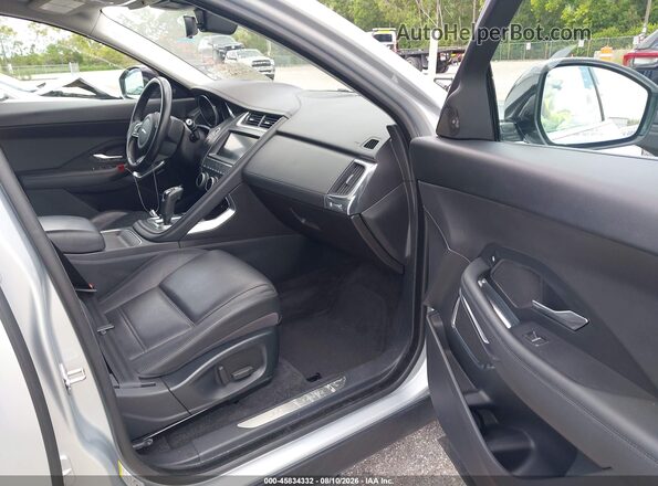 SADFJ2FX1J1Z04771 2018 JAGUAR E-PACE Silver წინა სალონის ხედი