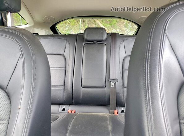 SADFP2FX6L1Z84201 2020 JAGUAR E-PACE Black Вид задніх сидінь