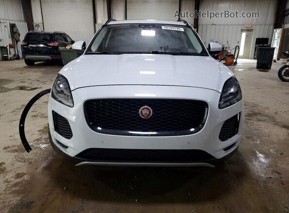 SADFP2FX7L1Z77161 2020 JAGUAR E-PACE Белый Вид спереди