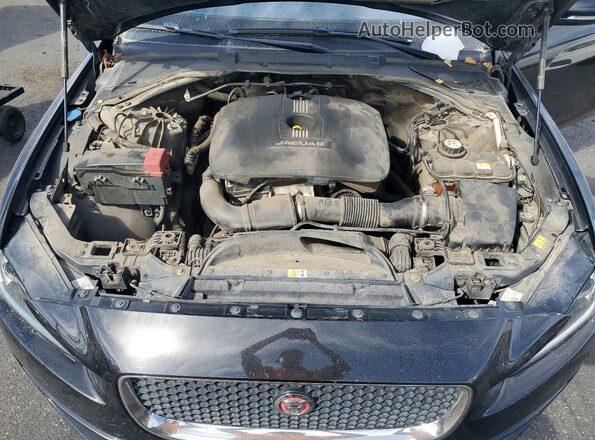 SAJAD4BG0HA968133 2017 JAGUAR XF Black Вид задньої частини салону