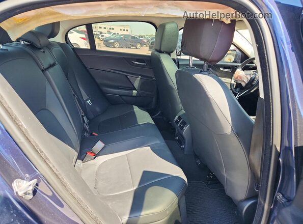 SAJAD4BG3HA973536 2017 JAGUAR XF Blue Vista de los asientos traseros