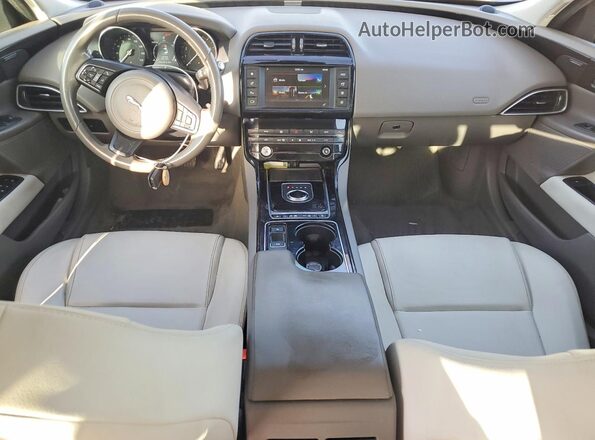 SAJAD4BG9HA973749 2017 JAGUAR XF Silver Вид панелі приладів