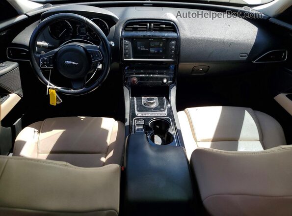 SAJAD4BV3HA954838 2017 JAGUAR XF Silver Вид панелі приладів