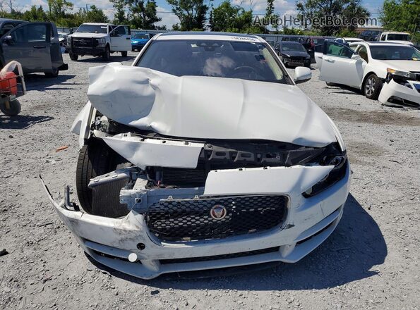 SAJAD4FX7KCP47943 2019 JAGUAR XF White Widok z przodu