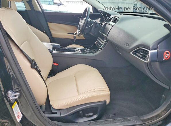 SAJAD4FXXJCP31685 2018 JAGUAR XF Black Vista interior delantera