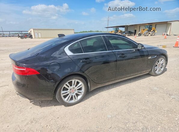 SAJAD4GX8KCP49070 2019 JAGUAR XF Черный Задняя правая четверть