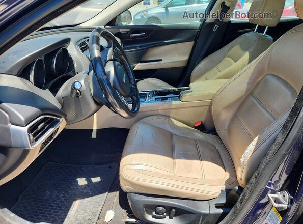 SAJAE4BG7HA968787 2017 JAGUAR XF Blue Vista interior delantera