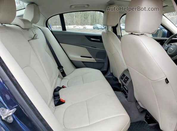SAJAJ4BN0HA968561 2017 JAGUAR XF Blue Вид задніх сидінь