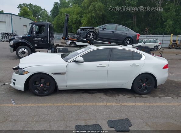 SAJAJ4FX1JCP20809 2018 JAGUAR XF White Rear interior view