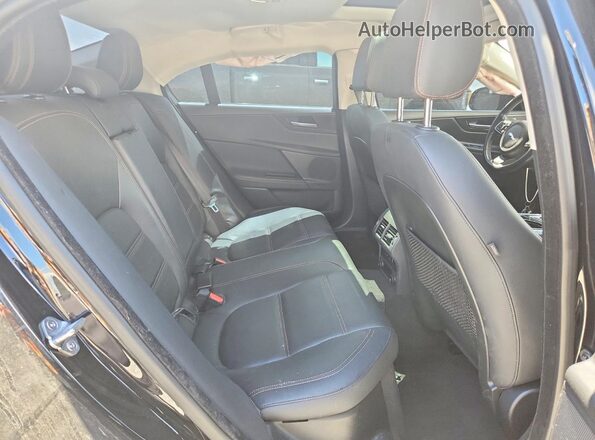 SAJAK4BV0HA969478 2017 JAGUAR XF Black Vista de los asientos traseros