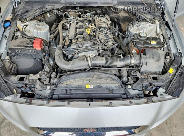 SAJAR4BGXHA976208 2017 JAGUAR XF Gray Vista interior trasera