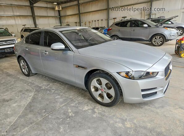 SAJAR4BGXHA976208 2017 JAGUAR XF Gray Delantero derecho