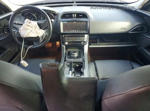 SAJAR4FX6KCP48194 2019 JAGUAR XF Черный Вид панели приборов