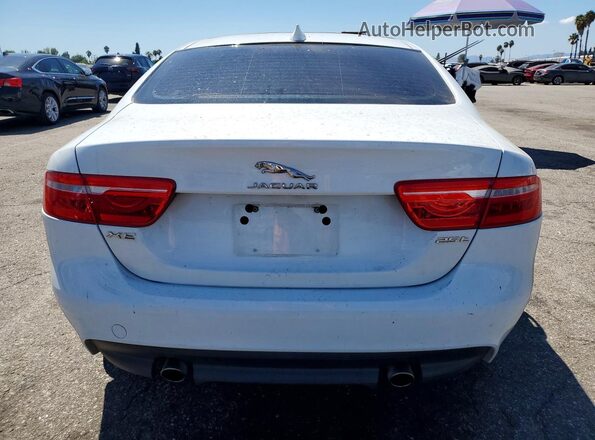 SAJAR4FXXJCP36211 2018 JAGUAR XF White Widok z tyłu