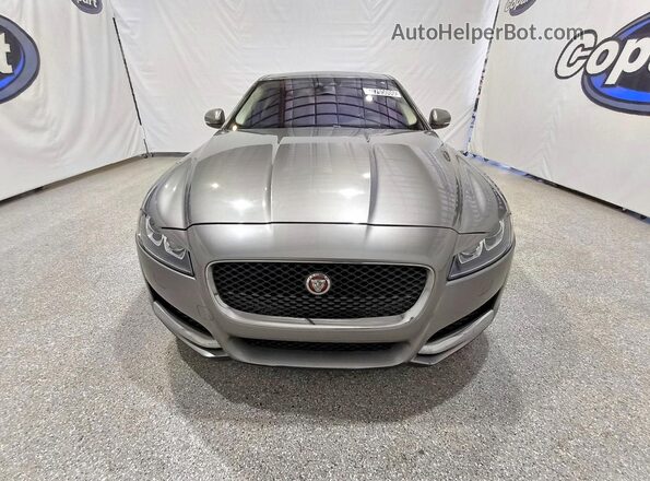 SAJBD4BNXHCY36116 2017 JAGUAR XF Gray Вид спереду