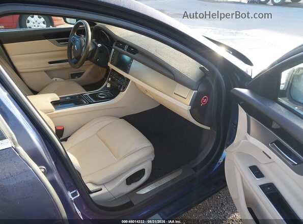 SAJBD4BV8GCY22441 2016 JAGUAR XF Dark Blue Front interior view