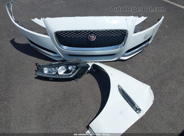 SAJBD4BVXHCY44572 2017 JAGUAR XF White Widok zestawu wskaźników