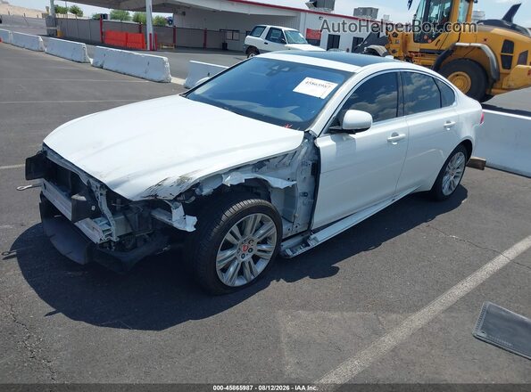 SAJBD4BVXHCY44572 2017 JAGUAR XF White Przód lewy