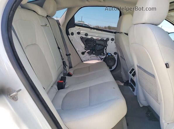 SAJBE4BV5HCY30396 2017 JAGUAR XF White Widok tylnych siedzeń