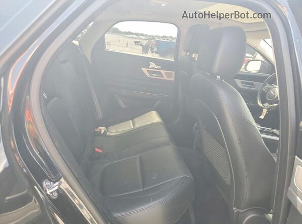 SAJBE4BV7GCY02873 2016 JAGUAR XF Black Widok tylnych siedzeń