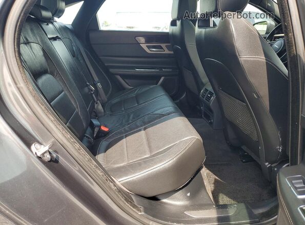 SAJBF4BV0GCY06888 2016 JAGUAR XF Black Vista de los asientos traseros