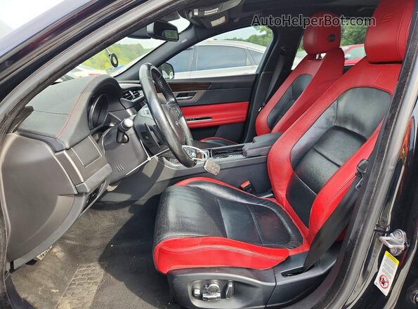 SAJBG4BV8HCY43105 2017 JAGUAR XF Black Vista interior delantera
