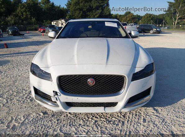 SAJBJ4BNXHCY32401 2017 JAGUAR XF White წინა ხედი