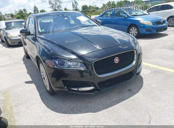 SAJBJ4BVXHCY37968 2017 JAGUAR XF Black Դիմացի տեսք
