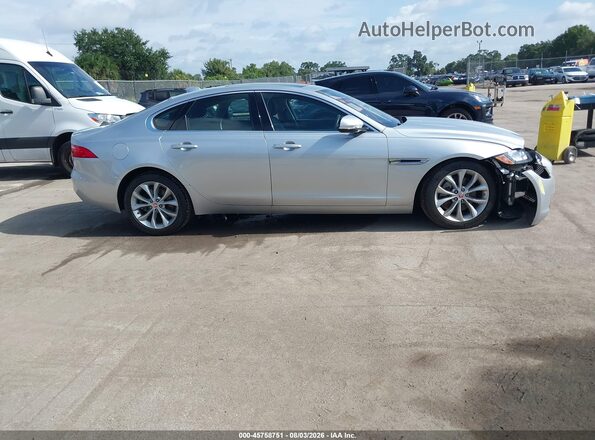 SAJBJ4FXXLCY86317 2020 JAGUAR XF Silver Vista interior trasera