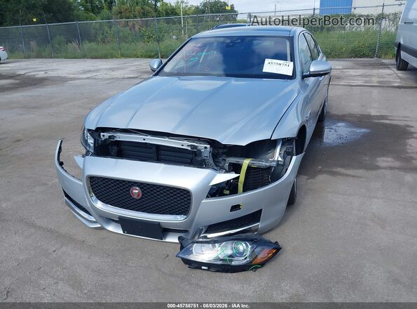 SAJBJ4FXXLCY86317 2020 JAGUAR XF Silver Vista frontal