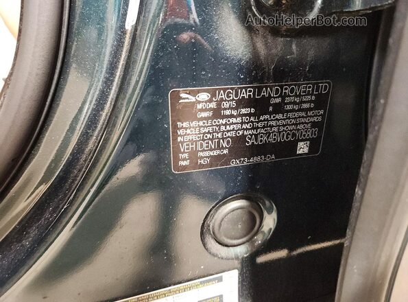 SAJBK4BV0GCY05803 2016 JAGUAR XF Green Widok komory silnika