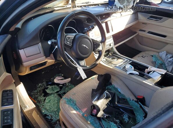 SAJBK4BV3GCY19355 2016 JAGUAR XF Blue Vista del salpicadero