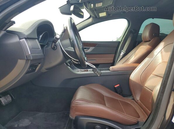 SAJBL4BN8HCY43875 2017 JAGUAR XF Black სალონის 360-გრადუსიანი ხედი