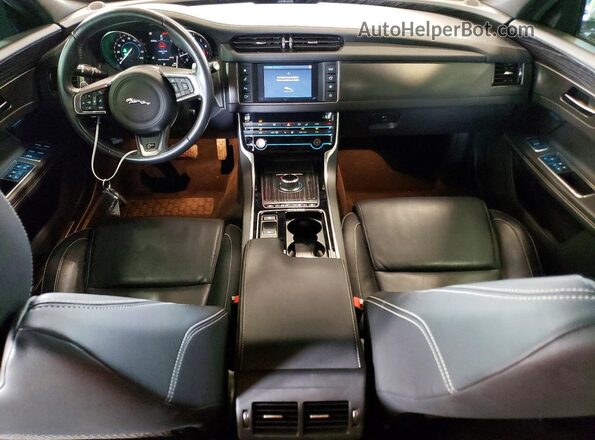 SAJBM2FV3JCY66496 2018 JAGUAR XF White Вид панелі приладів