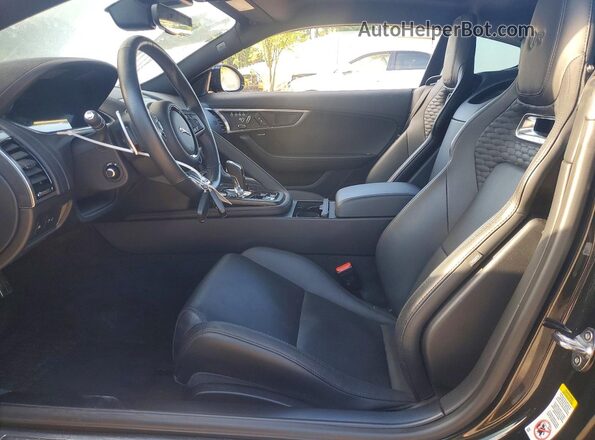 SAJD51FE1MCK70856 2021 JAGUAR F-TYPE Черный Вид салона спереди