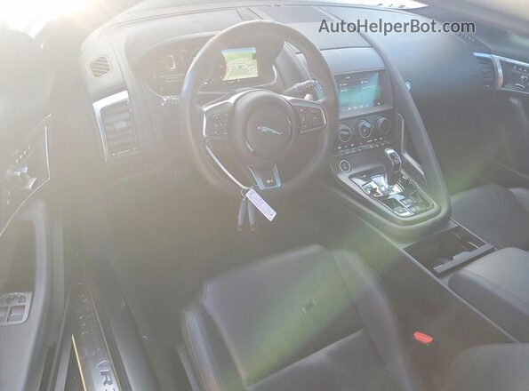 SAJD51FE1MCK70856 2021 JAGUAR F-TYPE Черный Вид панели приборов
