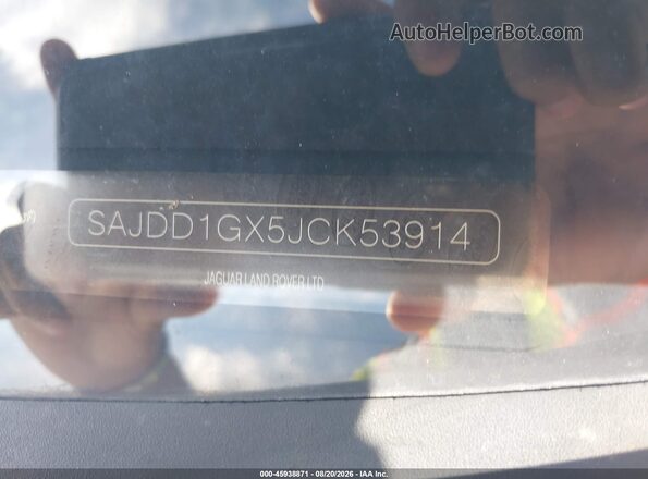 SAJDD1GX5JCK53914 2018 JAGUAR F-TYPE White Engine compartment view