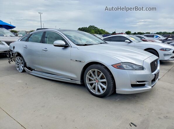 SAJWA1C70J8W13827 2018 JAGUAR XJ Silver Delantero derecho