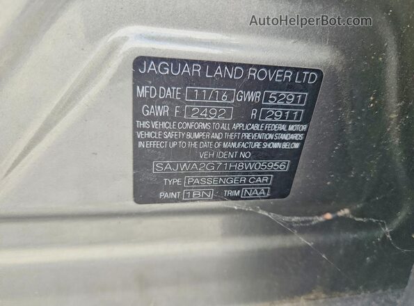 SAJWA2G71H8W05956 2017 JAGUAR XJL Gray Vista del compartimento del motor