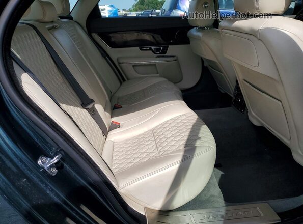 SAJWA2G78G8V99748 2016 JAGUAR XJL Green Widok tylnych siedzeń