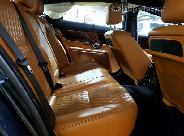 SAJWA2GE7GMW00667 2016 JAGUAR XJL Green უკანა სავარძლების ხედი