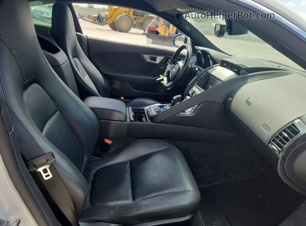 SAJWA6AT5G8K20685 2016 JAGUAR F-TYPE White Widok tylnych siedzeń