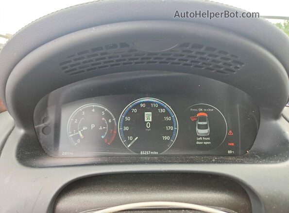 SAJWJ1CD9J8W14092 2018 JAGUAR XJ White Vista del cuadro de instrumentos