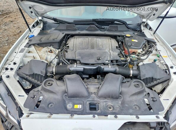 SAJWJ1CD9J8W14092 2018 JAGUAR XJ White Vista interior trasera