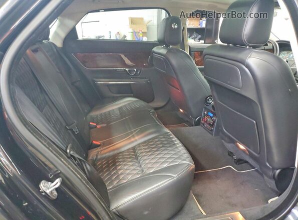 SAJWJ2GD0G8V96171 2016 JAGUAR XJL Black Widok tylnych siedzeń