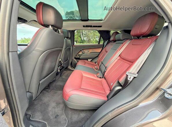 SAL1L9FUXPA154724 2023 LAND ROVER RANGE ROVER Gray Rear seats view